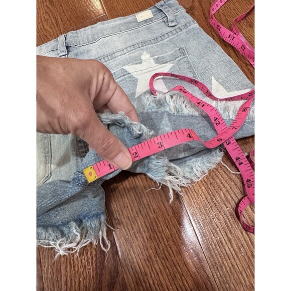SL8 Denim Shorts Women's Size 28 Stars Raw Hem Distressed Edgy Summer Beach - Picture 5 of 5